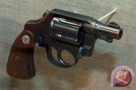 Lalai Taruh, Anak Polisi Tertembak Pistol Ayahnya