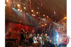 Sebuah Kisah Tentang Negeri Slank