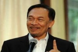 Sidang Kasasi Anwar Ibrahim Diwarnai Unjuk Rasa