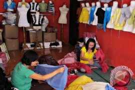 Pusat perbelanjaan di Bengkulu padat pengunjung