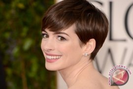 Anne Hathaway akan bintangi drama komedi Shakespeare