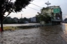 Banjir di Bidara Cina Masih Tinggi