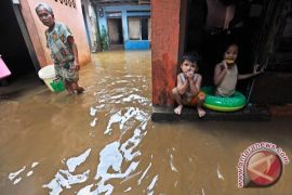 Pengungsi di Kampung Melayu mulai berkurang