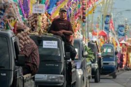 PARADE TRADISI WALIMA