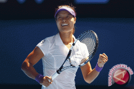  Li ke final setelah taklukkan Sharapova