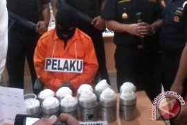 Warga Malaysia Pembawa Sabu-Sabu Diperiksa Intensif