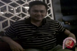 Farhat Abbas Siap Bertarung Pilkada Kolaka 