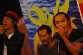 PELUNCURAN NOVEL POLITIK SLANK