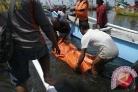  Perahu berpenumpang puluhan imigran Srilanka kecelakaan 