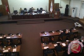 Dprd Manado Gelar Paripurna Pembukaan Sidang 2013 