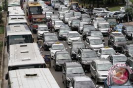 Workers needs more time for family, Regus study