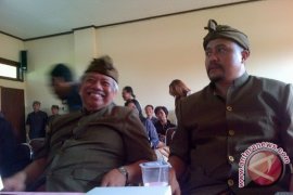 Winasa "Nyalon" Gubernur Lagi