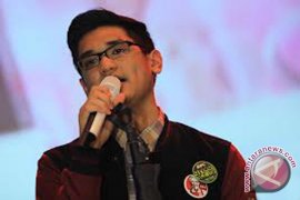 Afgan-Maudy Ayunda berduet di Makassar