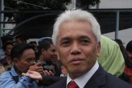 Hatta: Agus Tetap Menkeu Meski Cagub BI