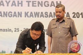 Banjar Selesaikan 300 Rumah PNS