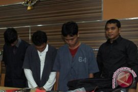 Perampok Dalam Taksi  Ditangkap