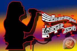 Geser Eminem, Storm Queen rajai tangga lagu Inggris