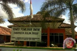 KPU Kulon Progo "scanning" formulir C 