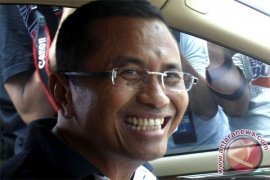 Dahlan Enggan Gunakan Pelat Nomor D 19