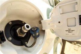 Toyota tunggu kesiapan infrastruktur mobil hidrogen