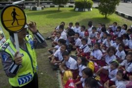 POLISI SAHABAT ANAK