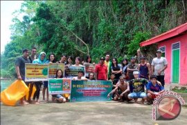 Mahasiswa USN Kolaka Peduli Wisata