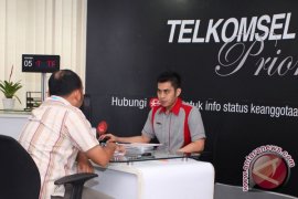 Telkomsel tanggapi tuntutan peretas soal tarif internet