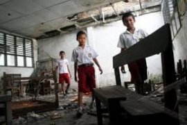 Ratusan Siswa SDN 18 Pariaman Dipindahkan Sementara