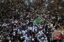 USTAD JEFRY MENINGGAL