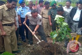 Menhut Minta Warga Wakatobi Melindungi Kawasan Hutan