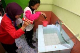 Tekan DBD, Pemkot dan Warga Berantas Sarang Nyamuk