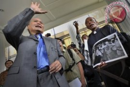 Menuntut Kebebasan Beragama