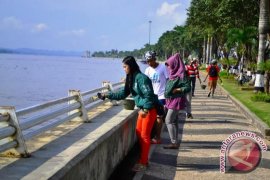 Rita Apresiasi Kerja Bakti Bersihkan Tenggarong