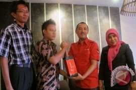 Telkomsel berikan beasiswa bagi anak berprestasi Indonesia 