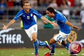  Italia tundukkan Jepang 4-3