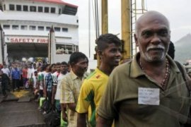 Dumai Kirim 14 Imigran ke Rudenim Pekanbaru