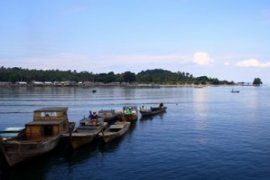 Aktifitas Dermaga Benan/Foto Joko Sulistyo
