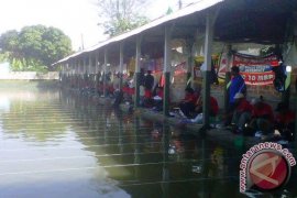 Pemkab Karawang gelar memancing massal di irigasi