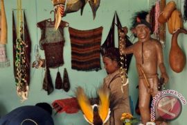 Peneliti Arkeologi minta warga pegunungan tengah Papua lestarikan koteka