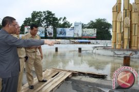 Pemkot Pontianak Tunda Peresmian Air Mancur Bundaran Untan
