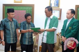 PPP Serahkan Balon Bupati 