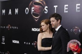 Batman dan Superman Bertarung di "Man of Steel"