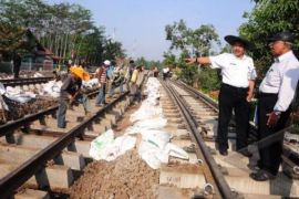 Jalur Ganda KA Semarang-Gubug Mulai Dioperasikan