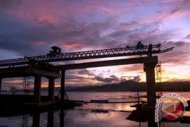 Kemenpupera Pastikan Konstruksi Jembatan Merah Putih Aman