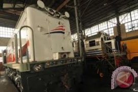 Stasiun Senen Dipadati Arus Balik dan Mudik