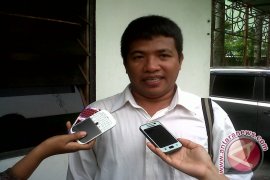 Panwaslu Bersihkan "wajah" Pontianak Dari Baliho Pilkada  