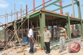 Bupati Milton Kembali Tinjau Pembangunan Stadion Baning