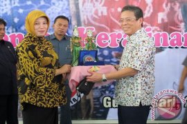 Dekranasda-Indocement kembangkan batik khas Bogor