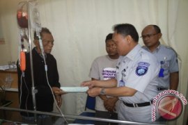 Jasa Raharja berikan santunan korban kecelakaan truk