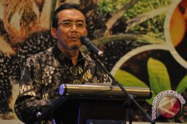 Mentan setuju pengadaan pupuk lewat pasar bebas  